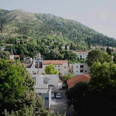 Riverland - Lovely Apartment Mostar Buitenkant foto