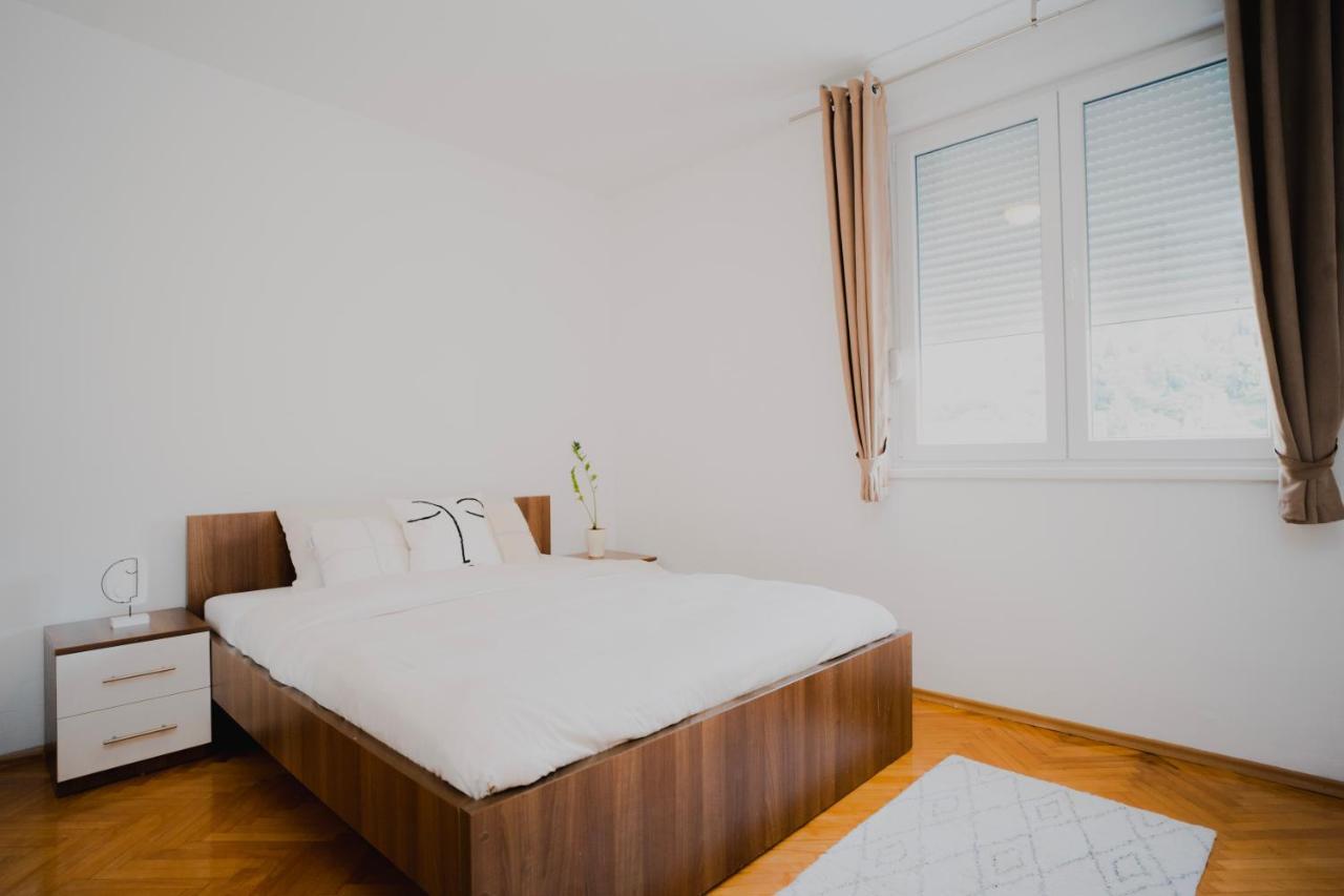 Riverland - Lovely Apartment Mostar Buitenkant foto