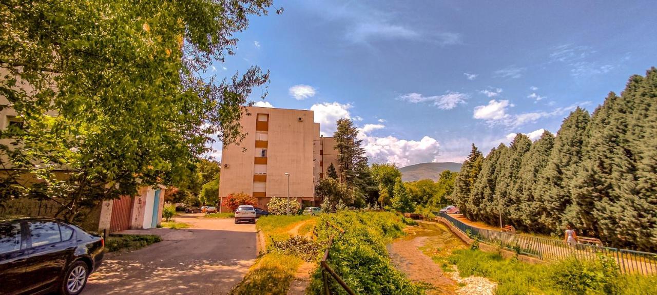 Riverland - Lovely Apartment Mostar Buitenkant foto